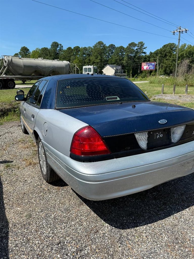 2011 Ford Crown Victoria