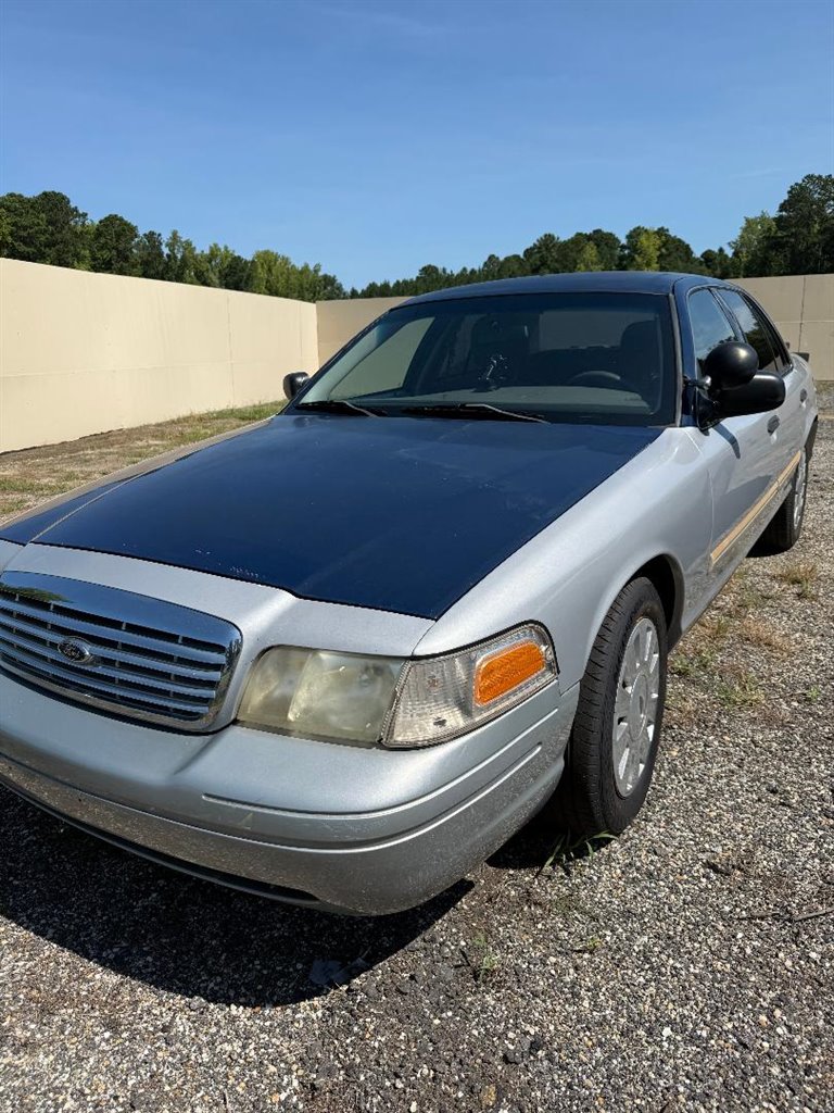 2011 Ford Crown Victoria LX