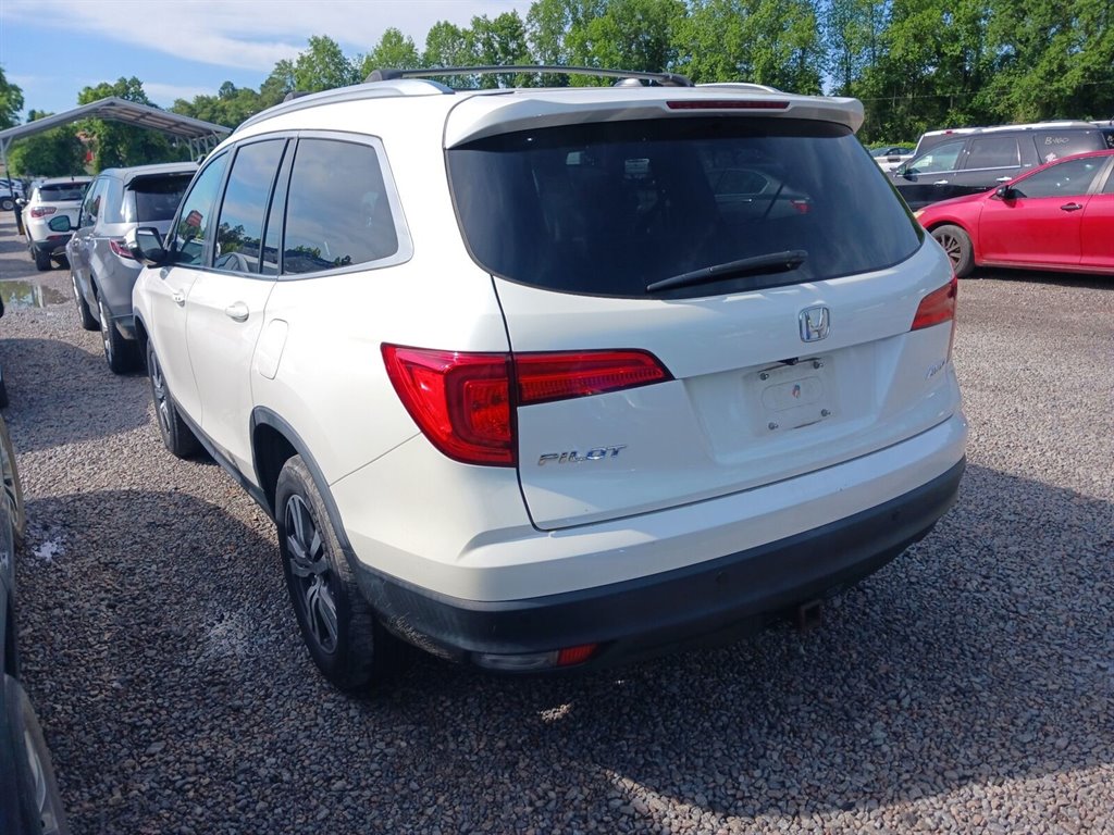 2017 Honda Pilot EX-L photo