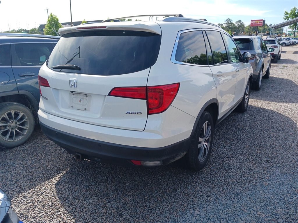 2017 Honda Pilot EX-L photo
