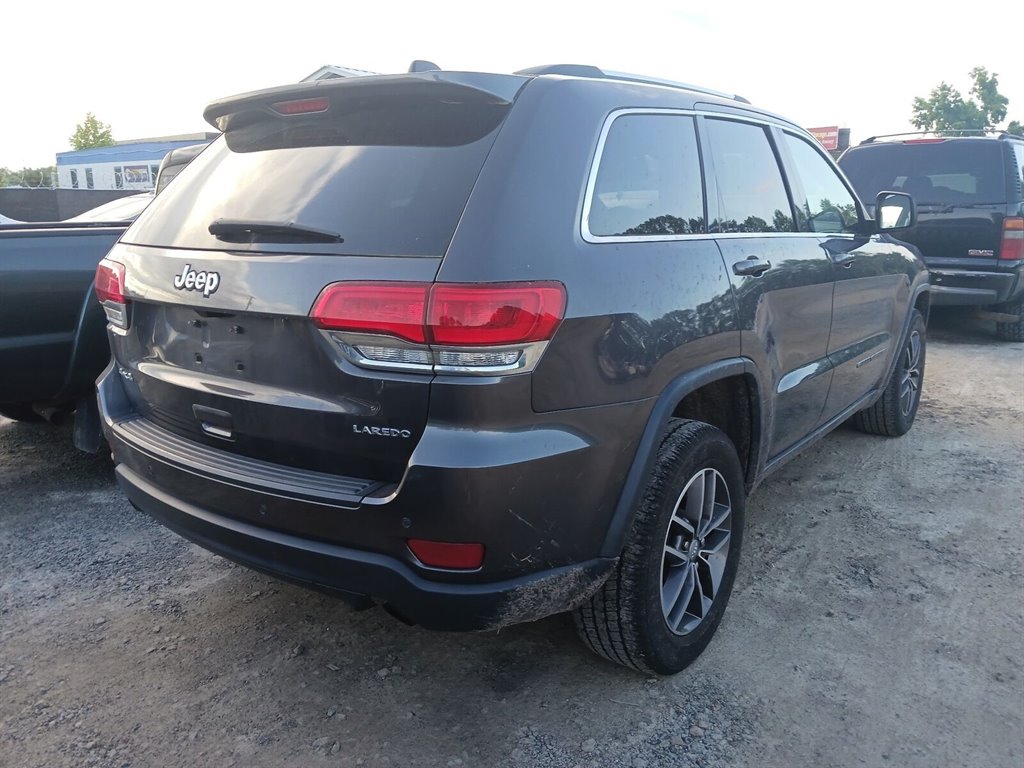 2018 Jeep Grand Cherokee Laredo photo