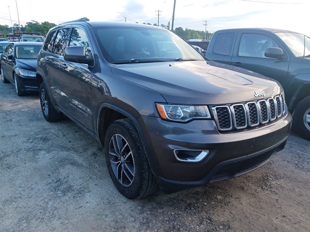2018 Jeep Grand Cherokee Laredo photo
