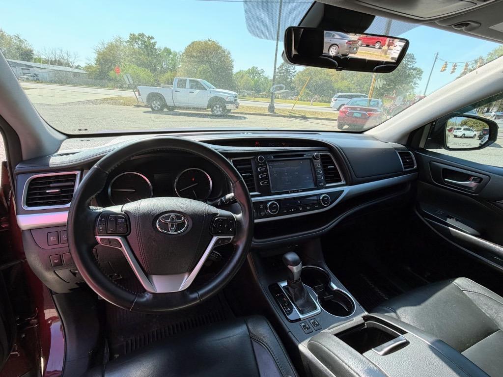 2018 Toyota Highlander - $27,255