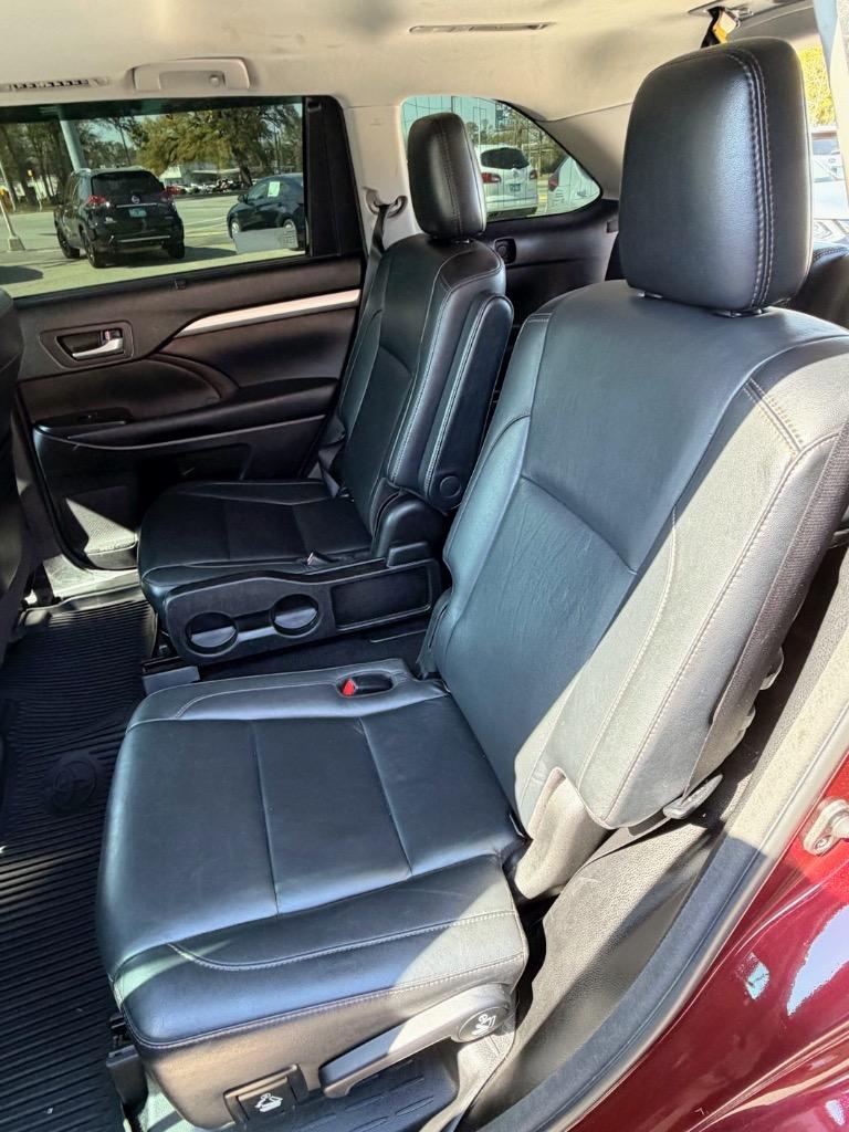 2018 Toyota Highlander - $27,255