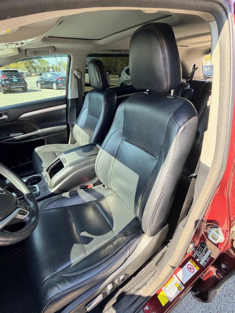 2018 Toyota Highlander - $27,255