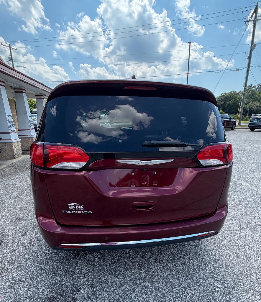 2018 Chrysler Pacifica - $18,375