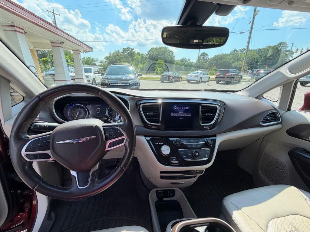 2018 Chrysler Pacifica - $18,375