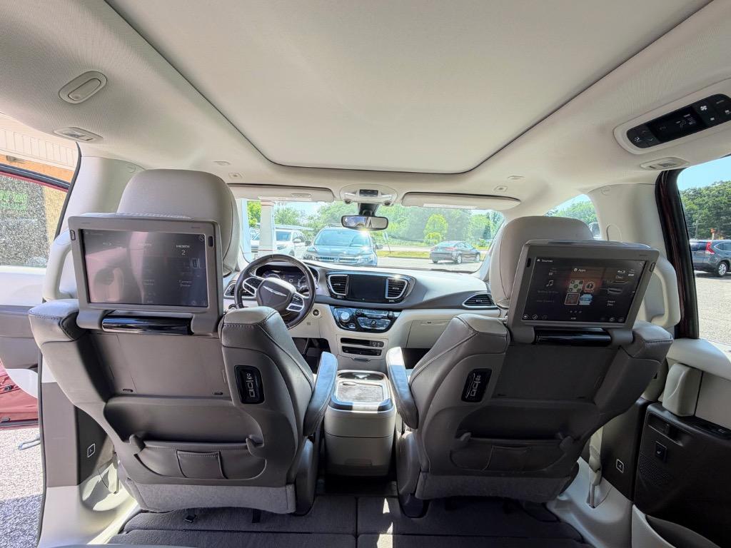 2018 Chrysler Pacifica - $18,375