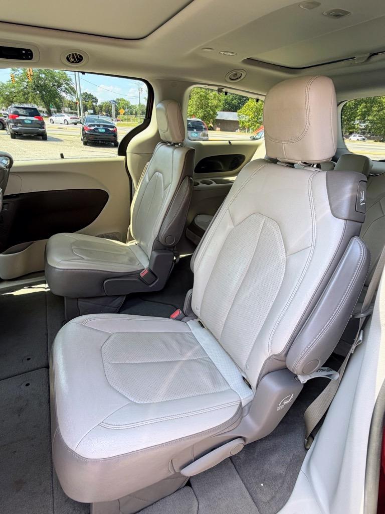 2018 Chrysler Pacifica - $18,375