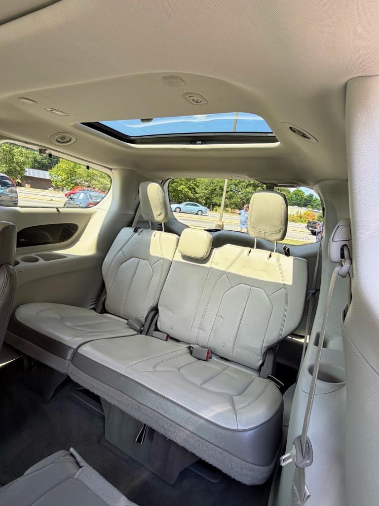 2018 Chrysler Pacifica - $18,375