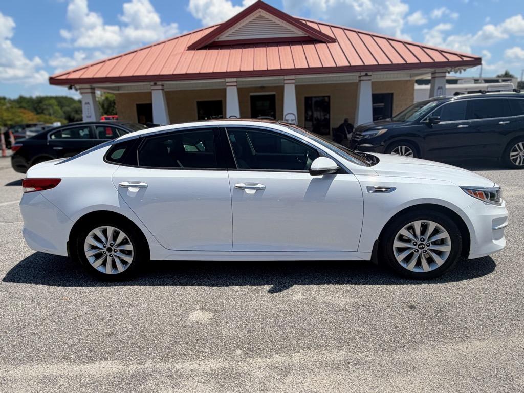 2016 Kia Optima - $20,825