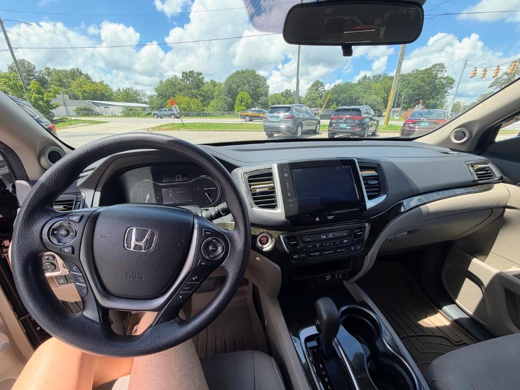 2016 Honda Pilot - $17,975