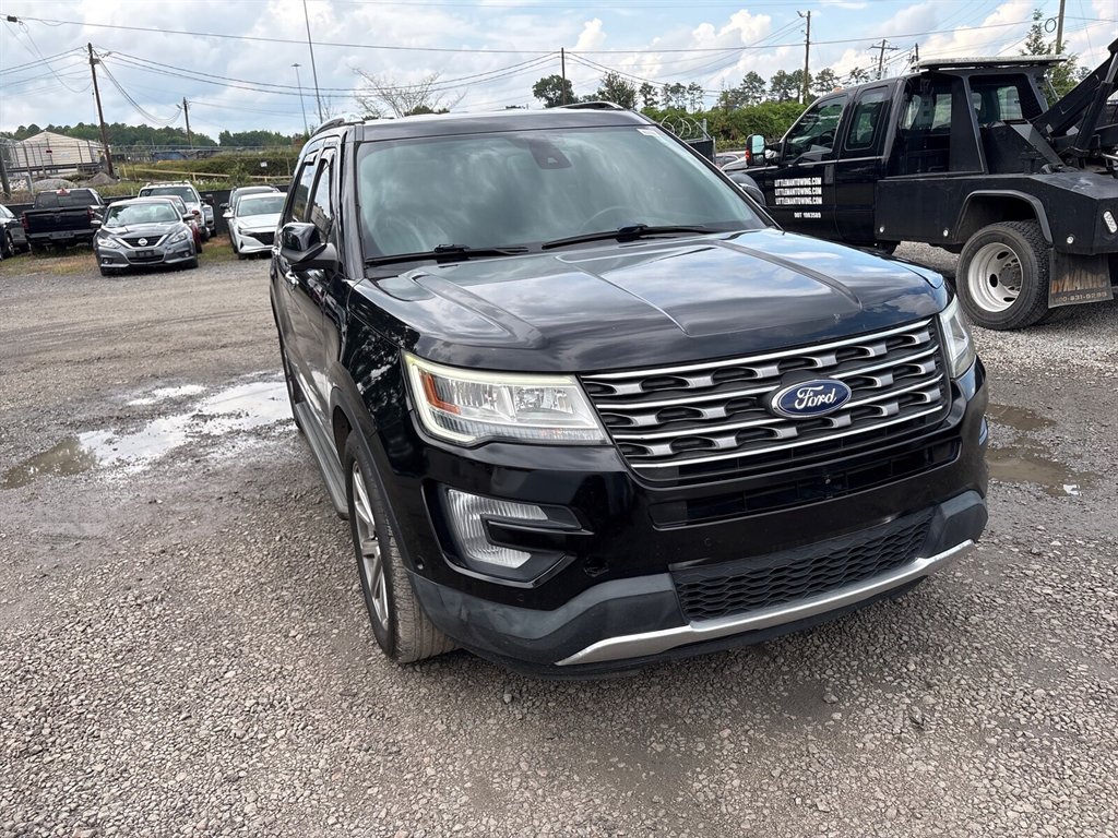 2017 Ford Explorer - $22,015