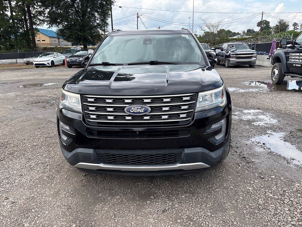 2017 Ford Explorer - $22,015