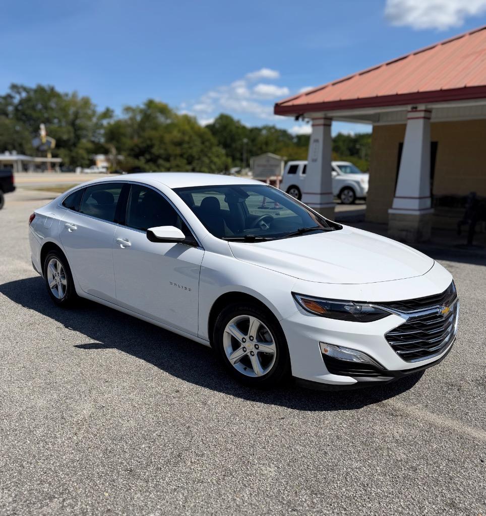 2022 Chevrolet Malibu LS (1FL)