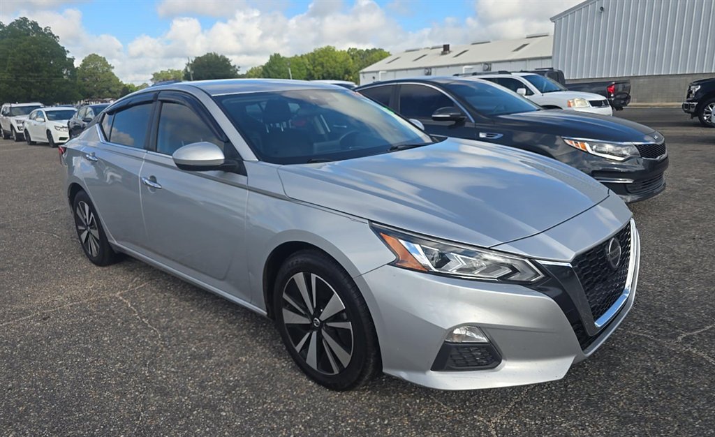 2021 Nissan Altima SV