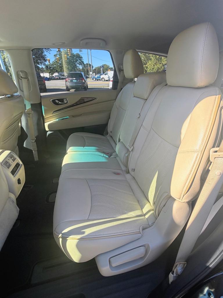 2015 INFINITI QX60 - $11,425
