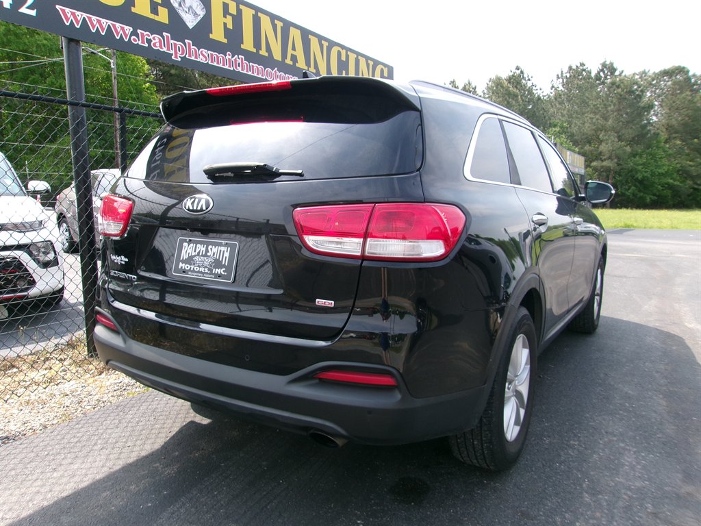2016 Kia Sorento LX photo