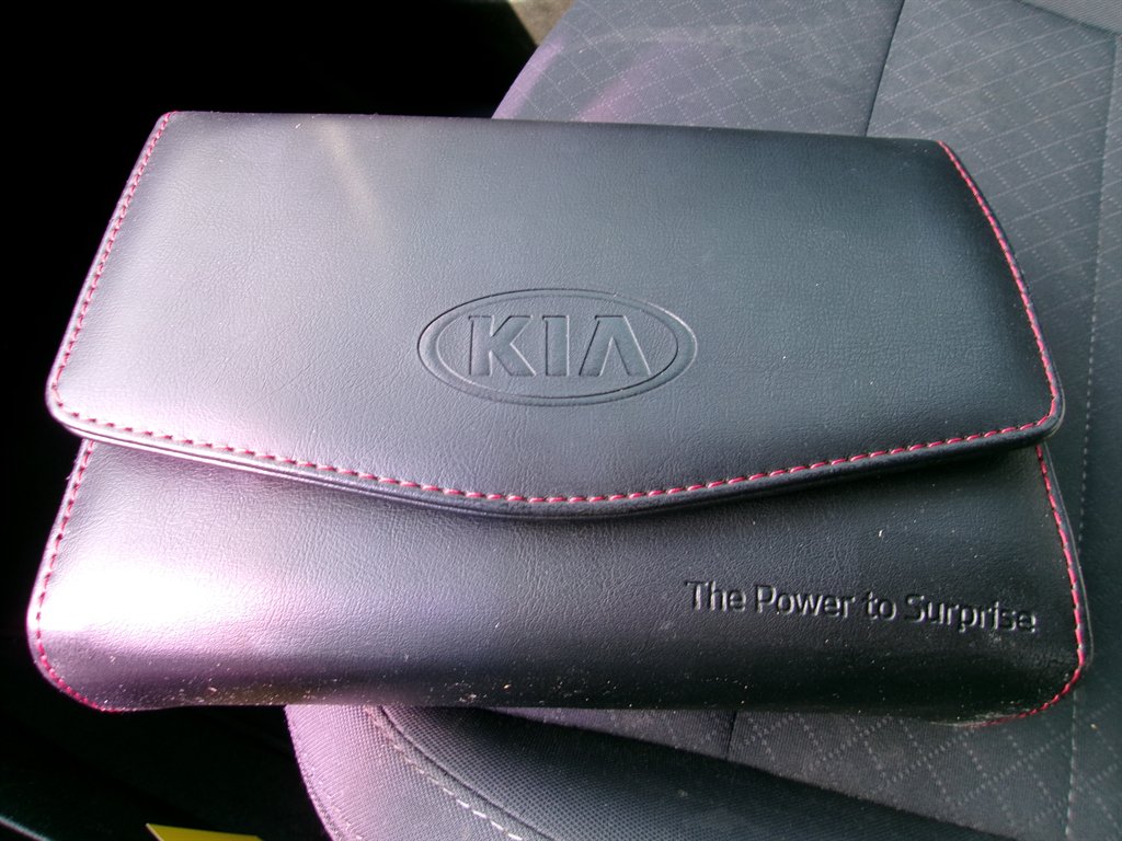 2016 Kia Sorento LX photo