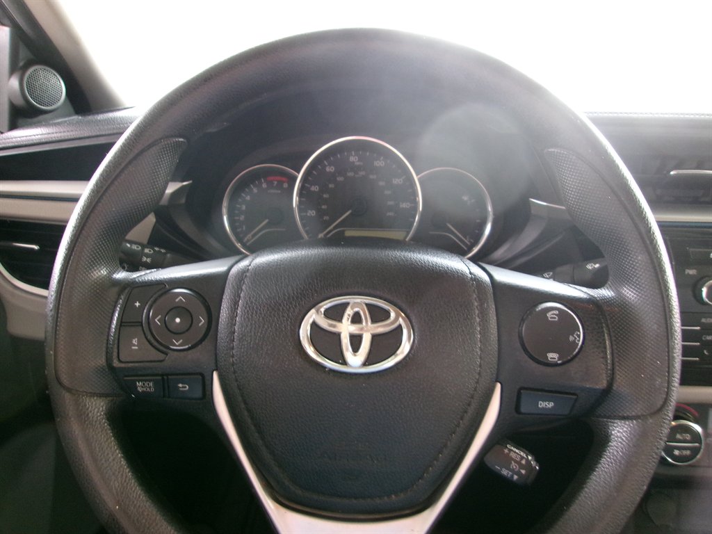 2014 Toyota Corolla L photo