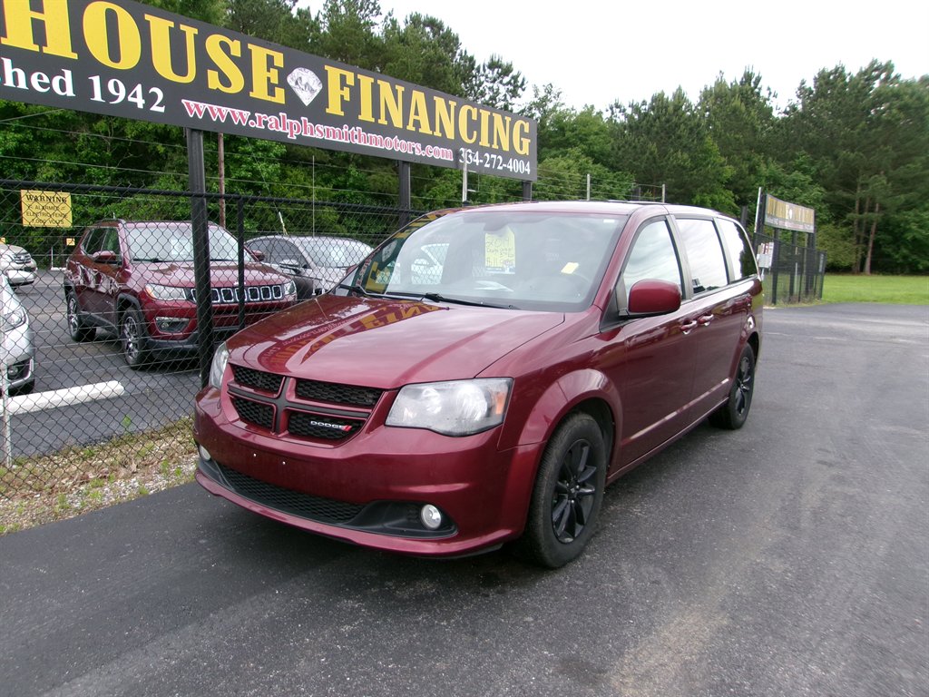2019 Dodge Grand Caravan - $11,995