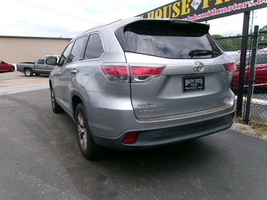2014 Toyota Highlander XLE photo