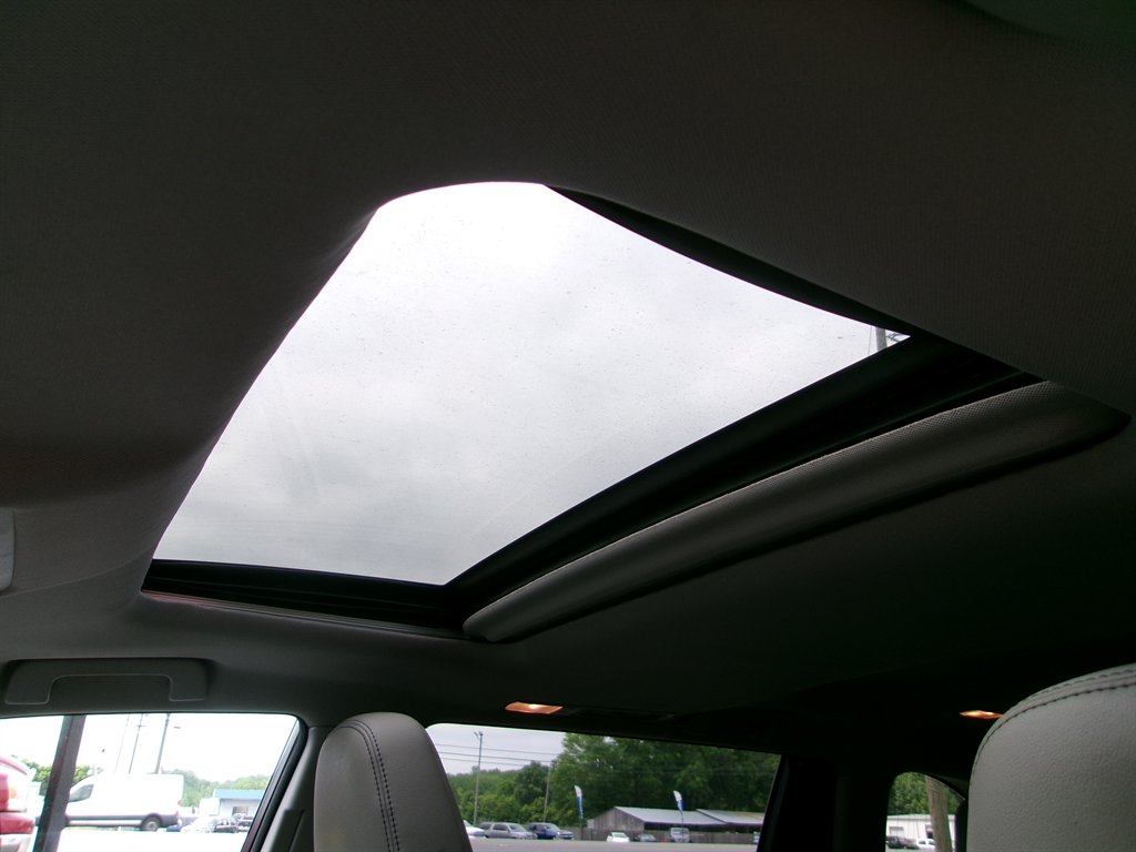 2014 Toyota Highlander XLE photo