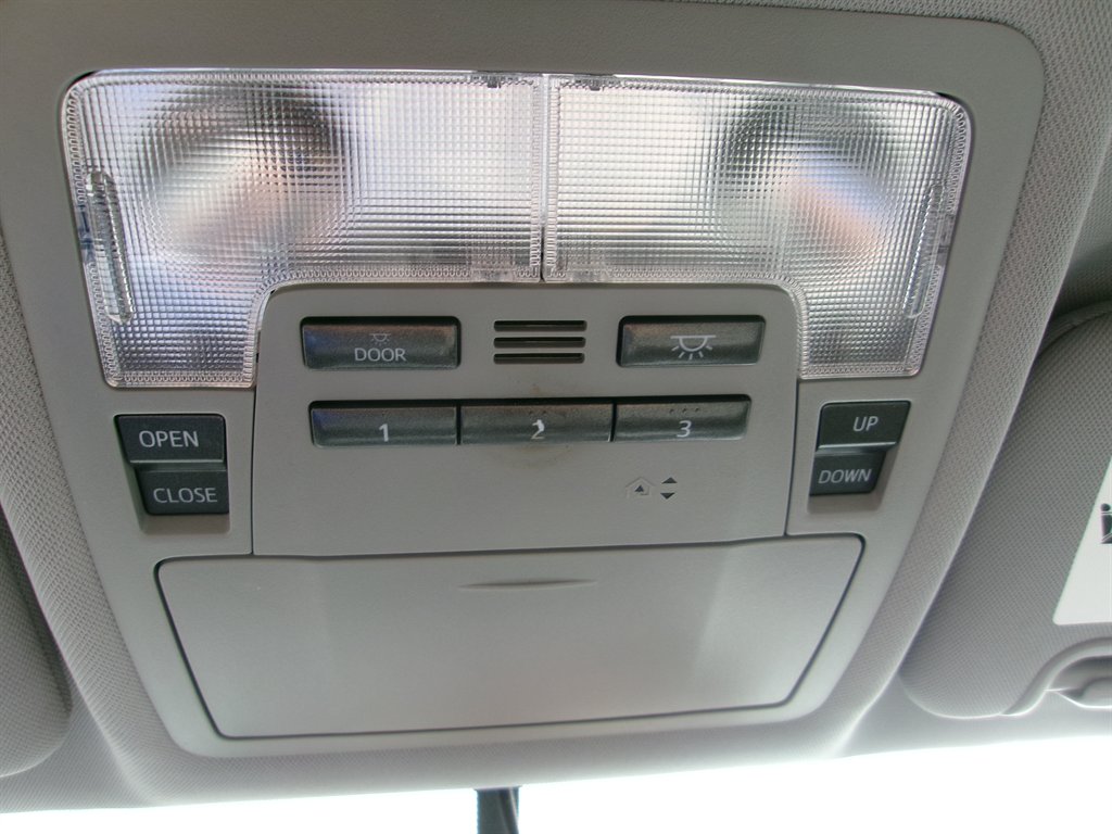 2014 Toyota Highlander XLE photo