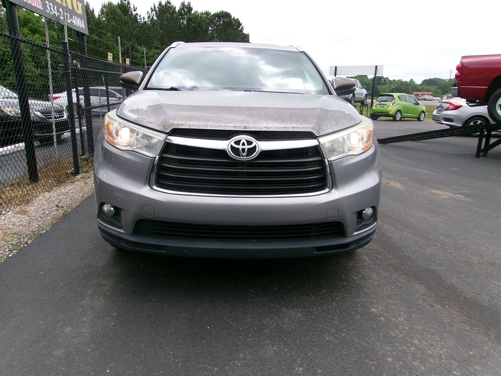 2014 Toyota Highlander XLE photo