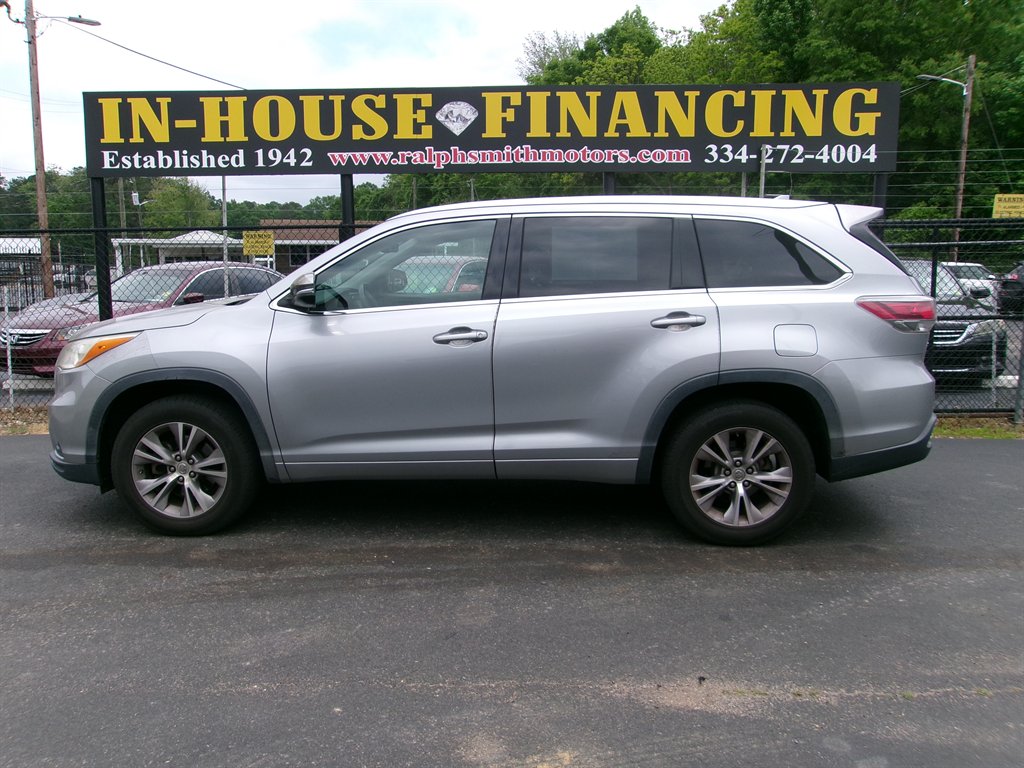 2014 Toyota Highlander XLE photo