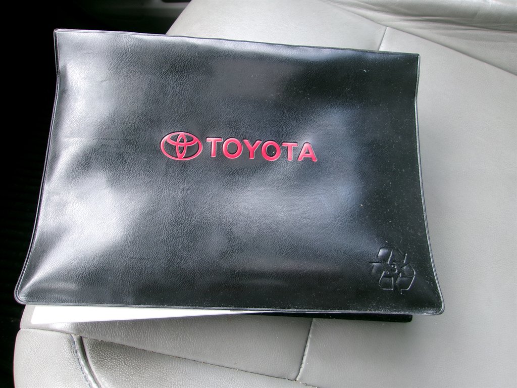 2014 Toyota Highlander XLE photo