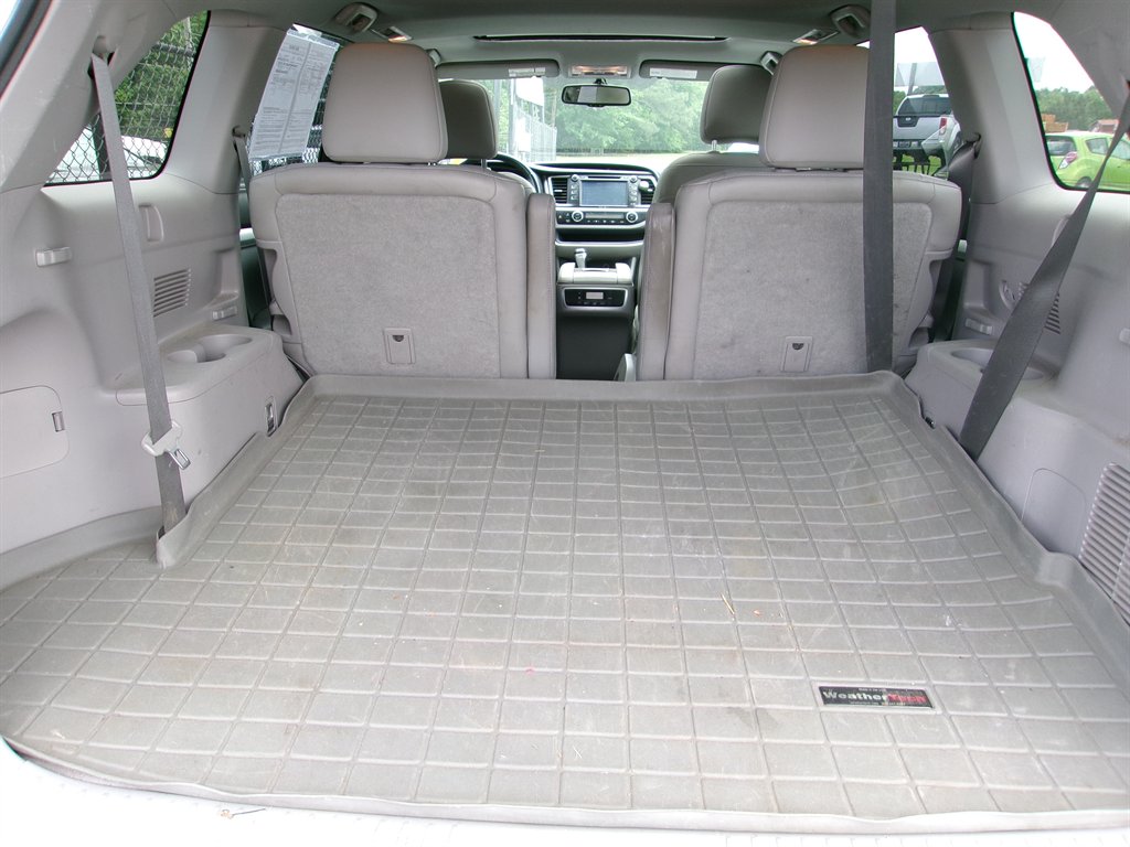 2014 Toyota Highlander XLE photo