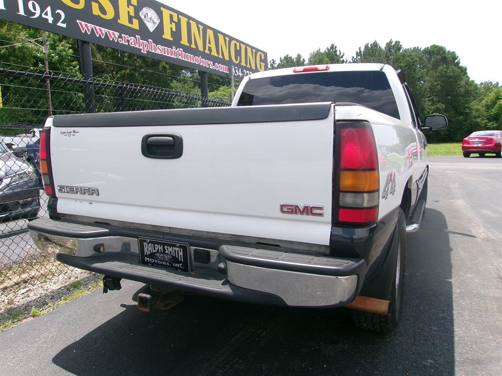 2004 GMC Sierra 1500 Work Truck photo