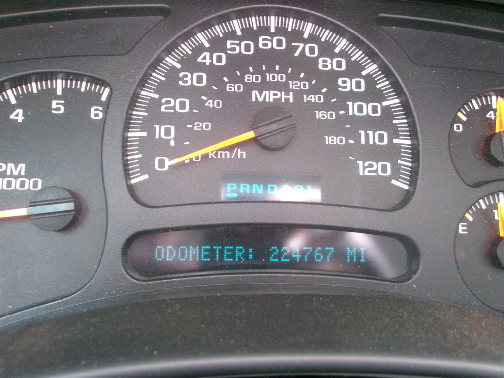 2004 GMC Sierra 1500 Work Truck photo