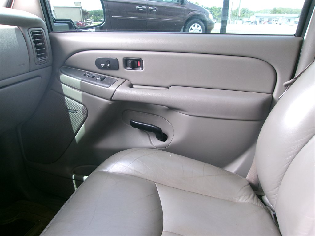 2004 GMC Sierra 1500 Work Truck photo