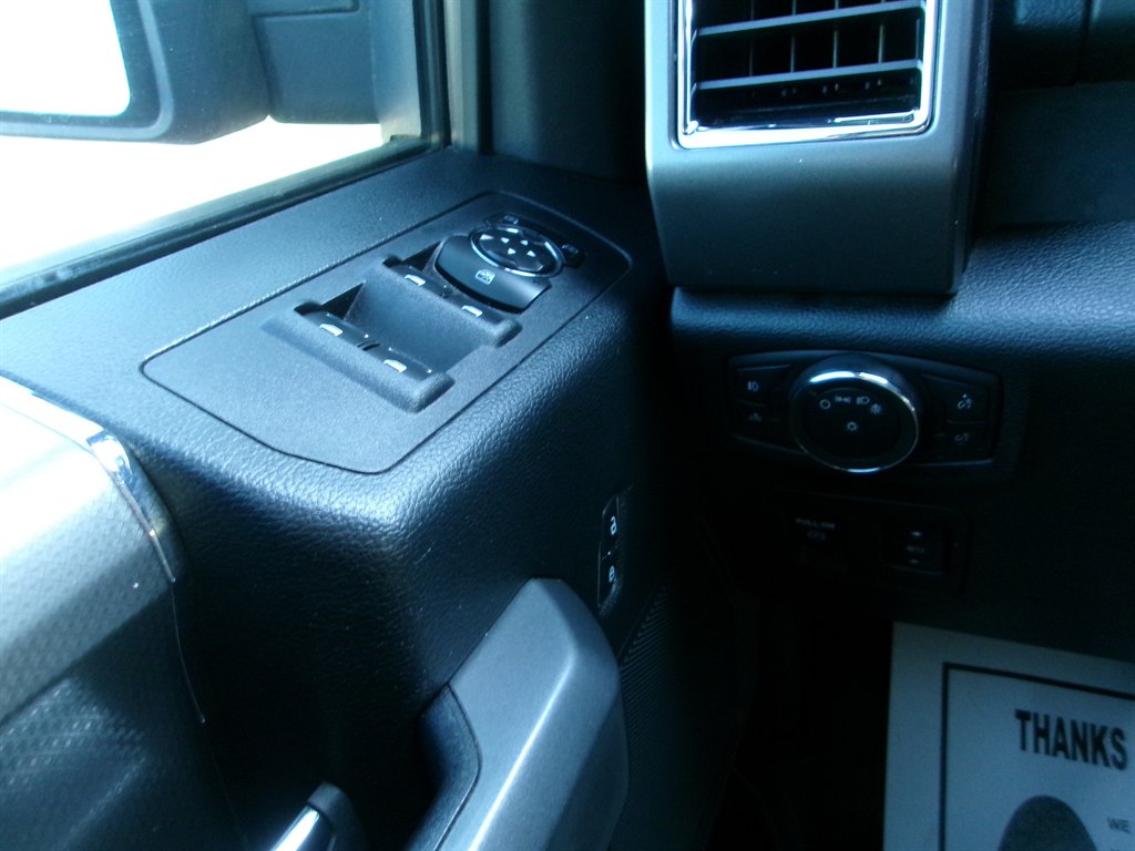2015 Ford F-150 - $14,995