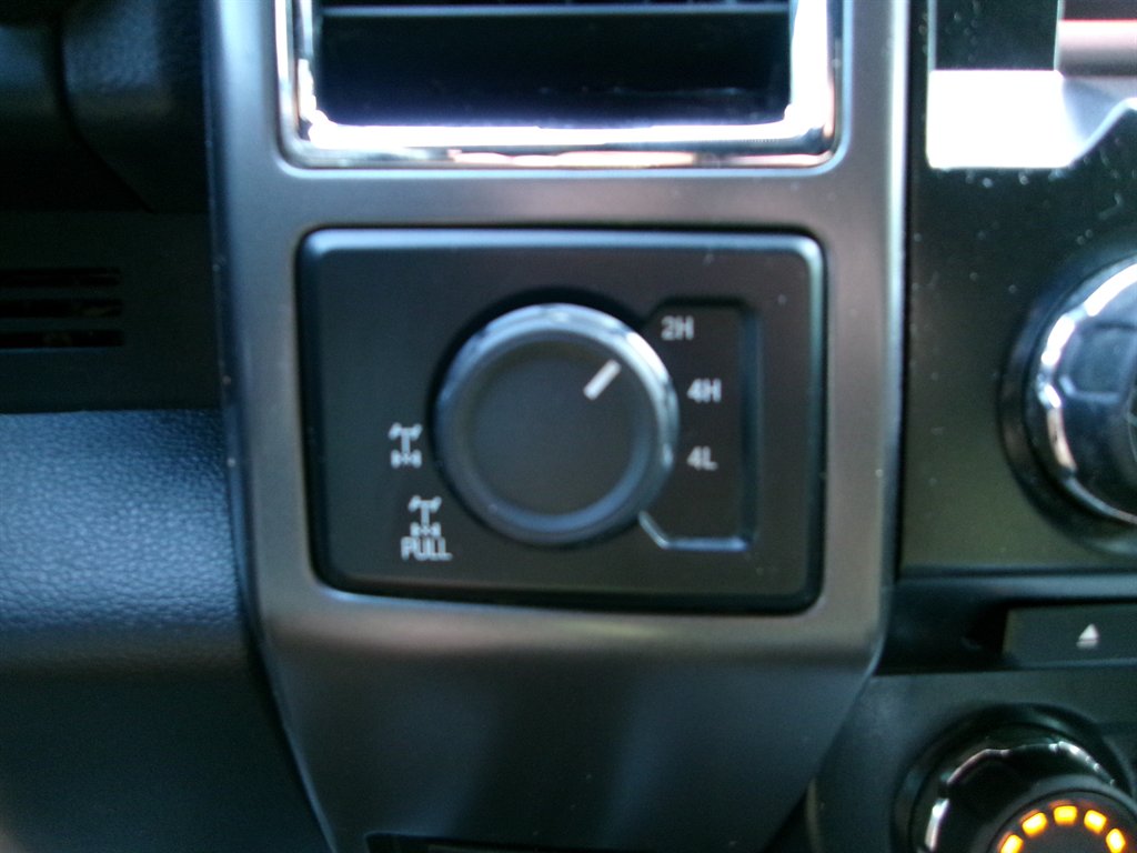 2015 Ford F-150 - $14,995