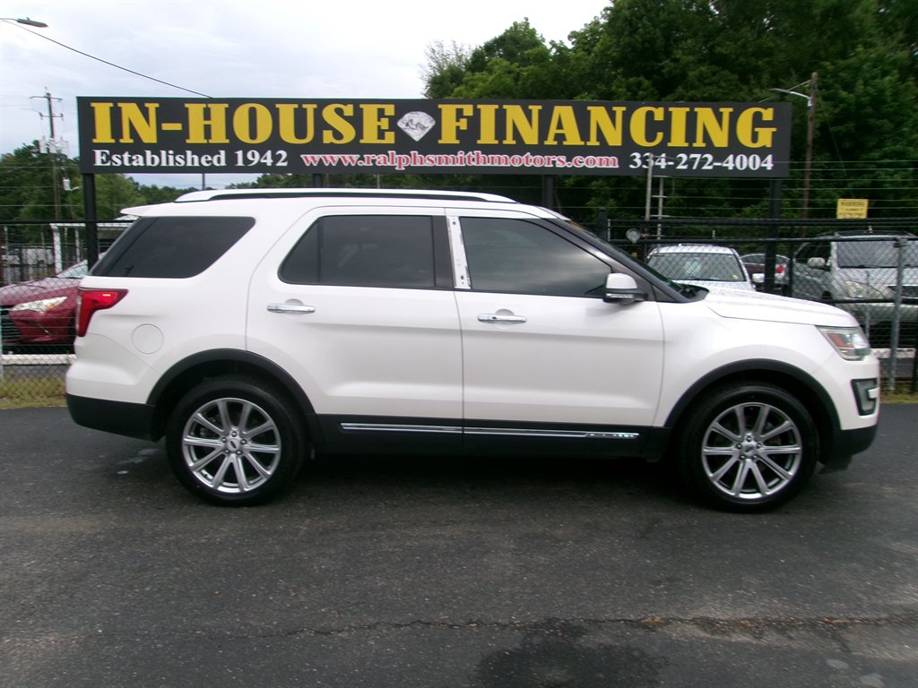 2017 Ford Explorer - $8,995