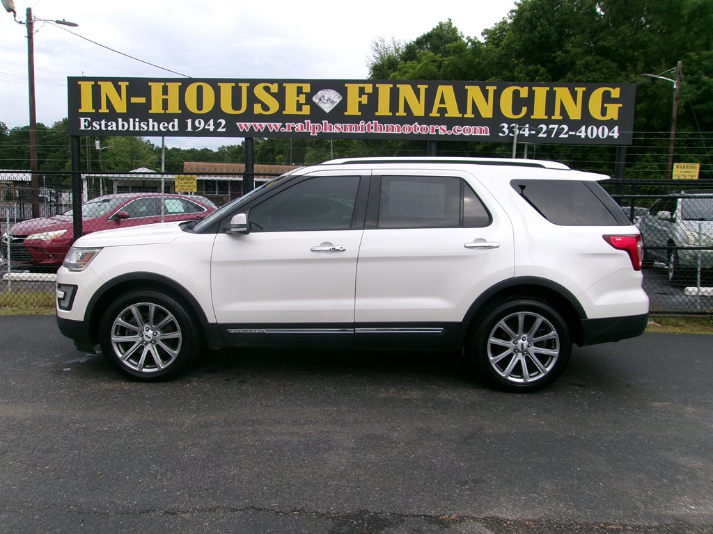 2017 Ford Explorer - $8,995