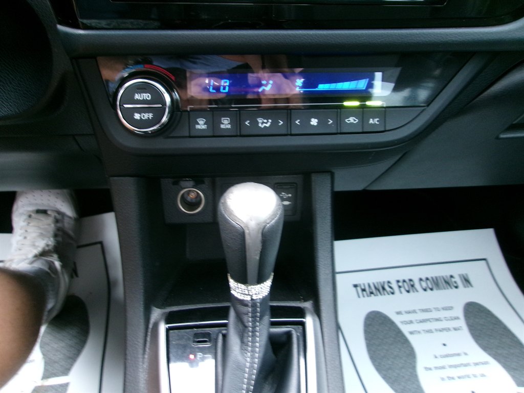 2015 Toyota Corolla - $12,495