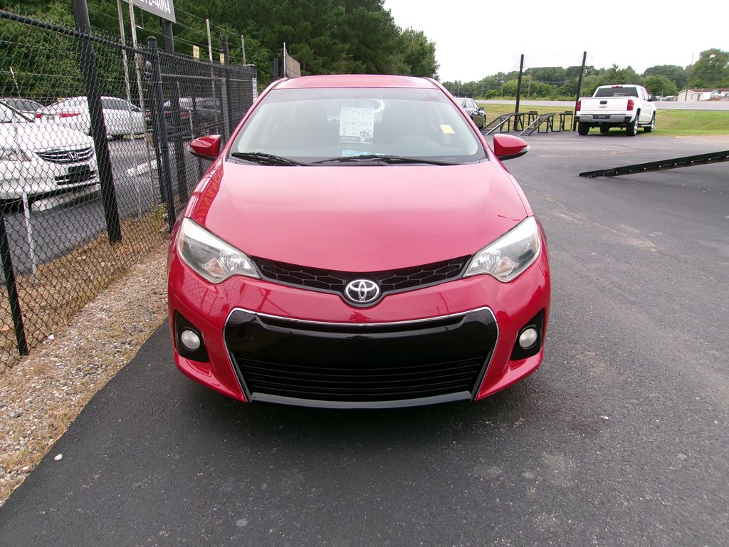 2015 Toyota Corolla - $12,495