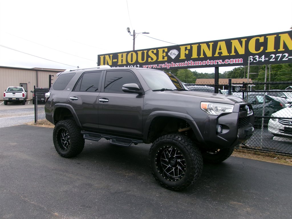 2015 Toyota 4Runner - $17,495