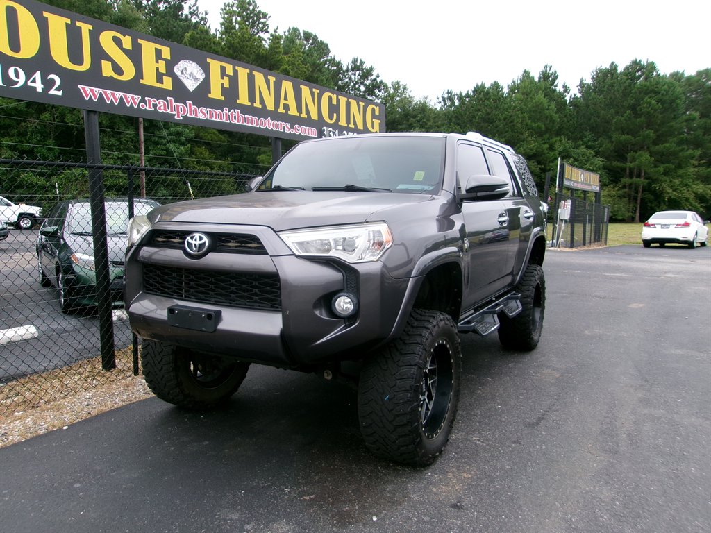 2015 Toyota 4Runner - $17,495