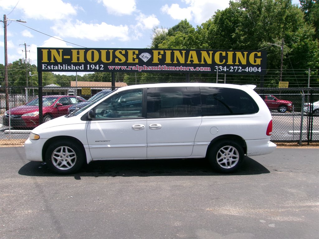 2000 Dodge Grand Caravan - $6,995