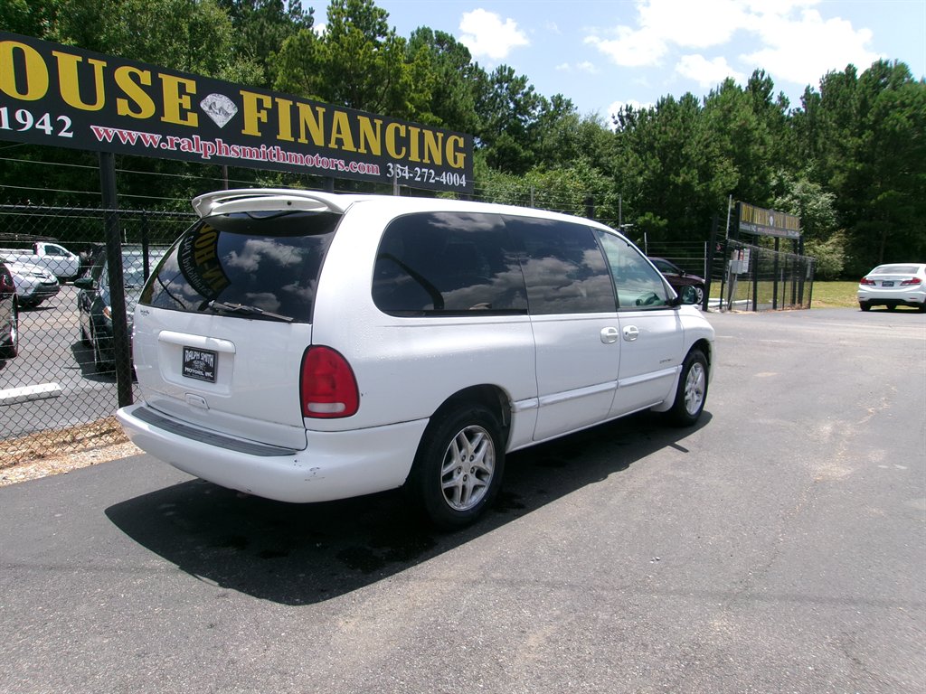 2000 Dodge Grand Caravan - $6,995