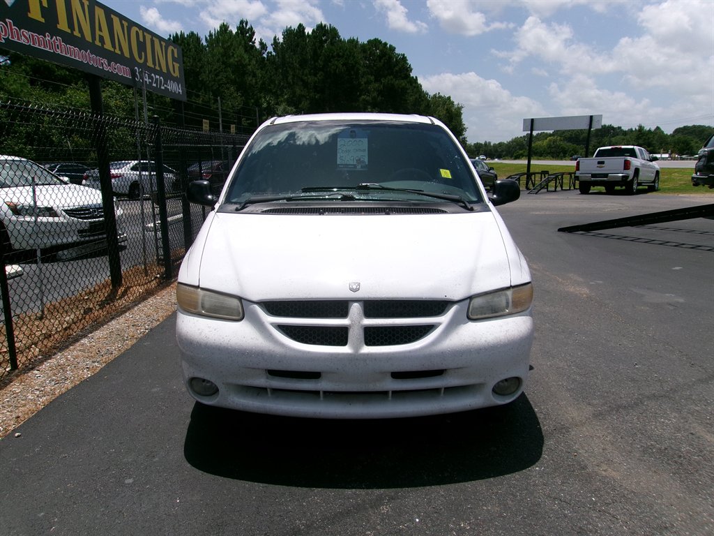 2000 Dodge Grand Caravan - $6,995