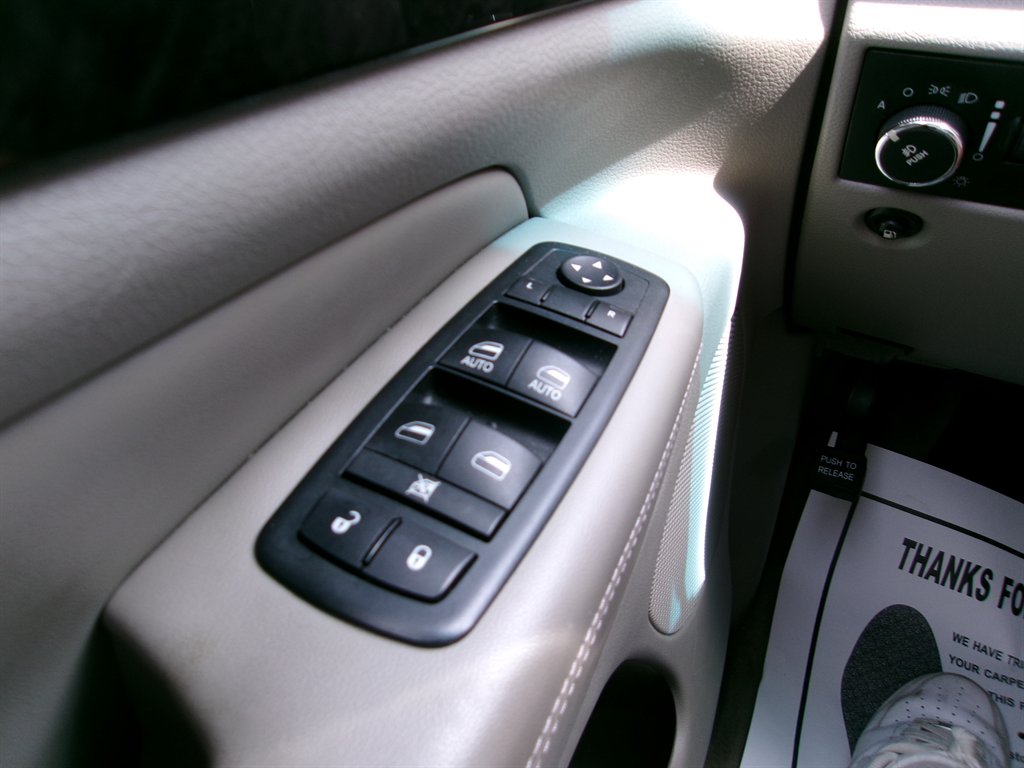2013 Jeep Cherokee - $9,495