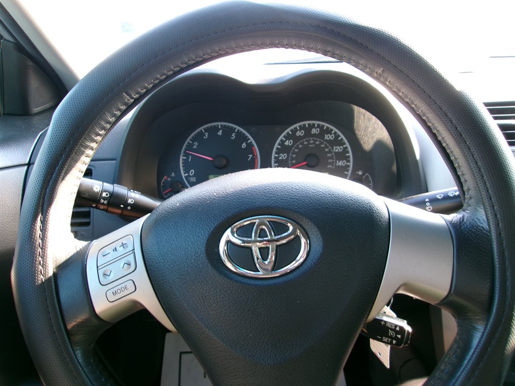 2009 Toyota Corolla - $8,495
