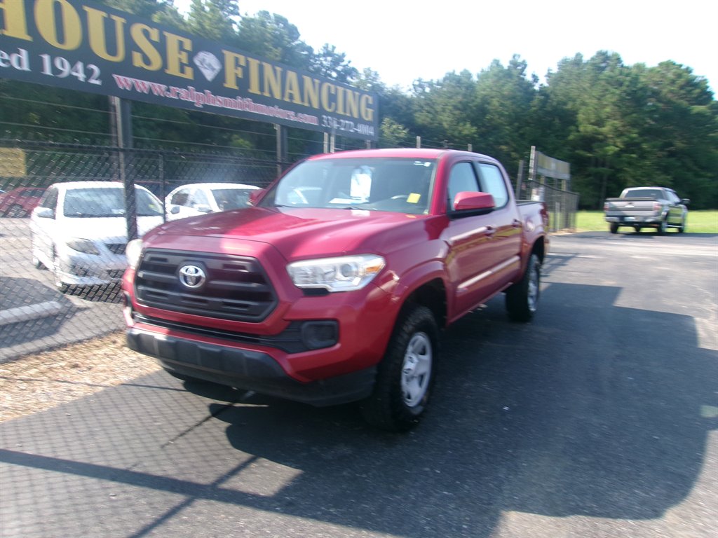2016 Toyota Tacoma - $19,995