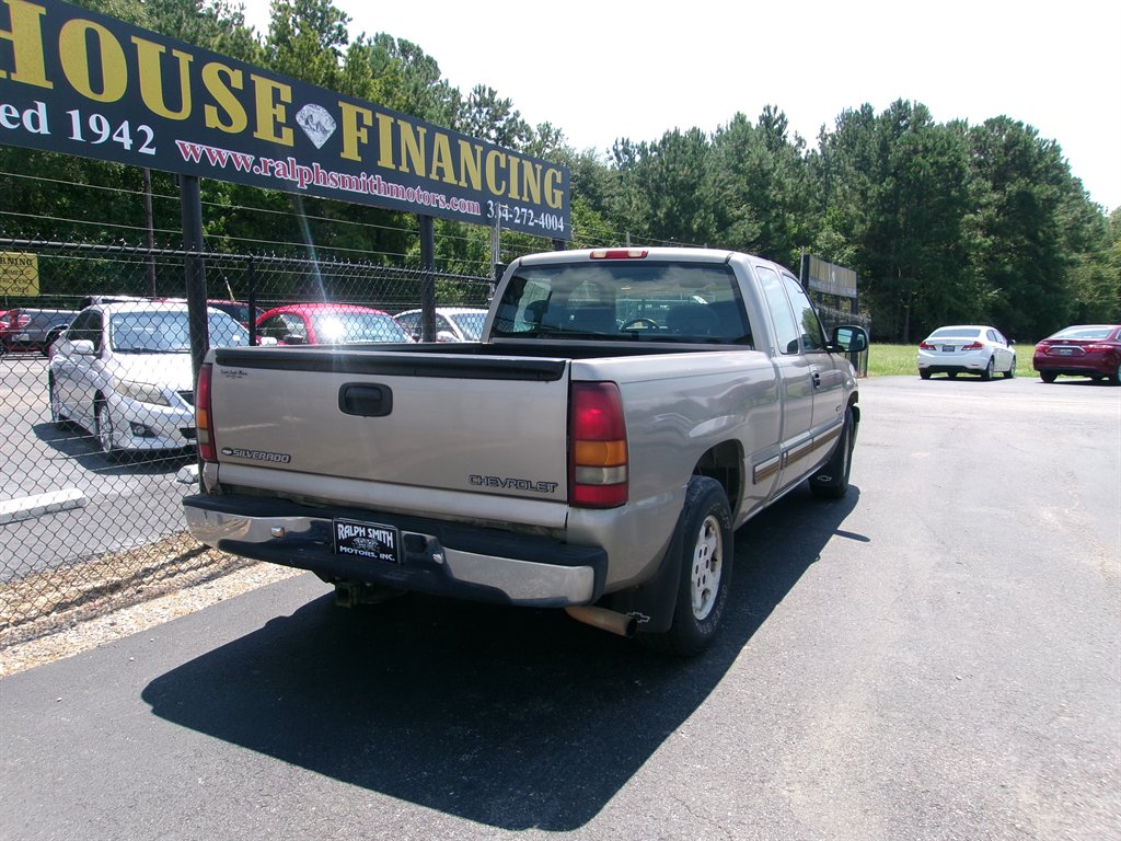 2002 Chevrolet Silverado - $5,995